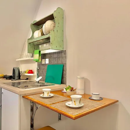 Kali Strata 1 - Downtown Apartment